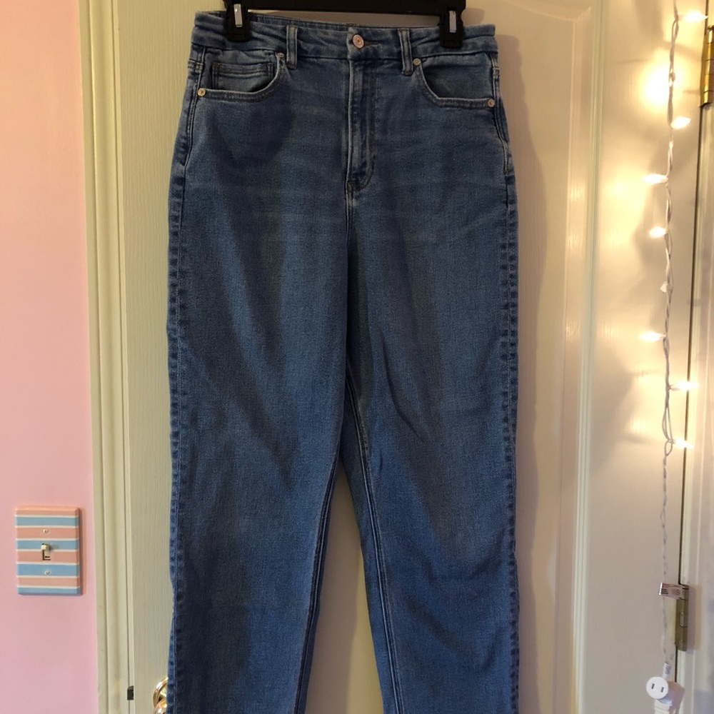 Curvy mom jeans